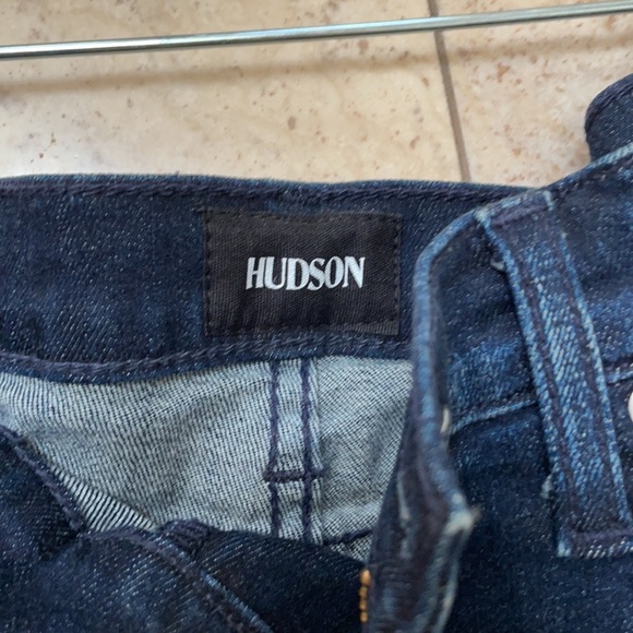 Hudson shorts- size 25 - Picture 4 of 7